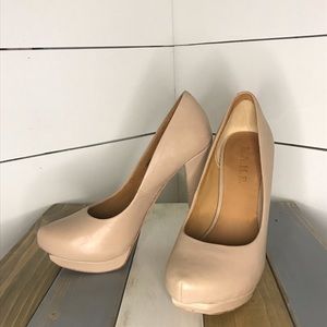 L.A.M.B. Nude Leather Batista Platform Pumps Size 6.5